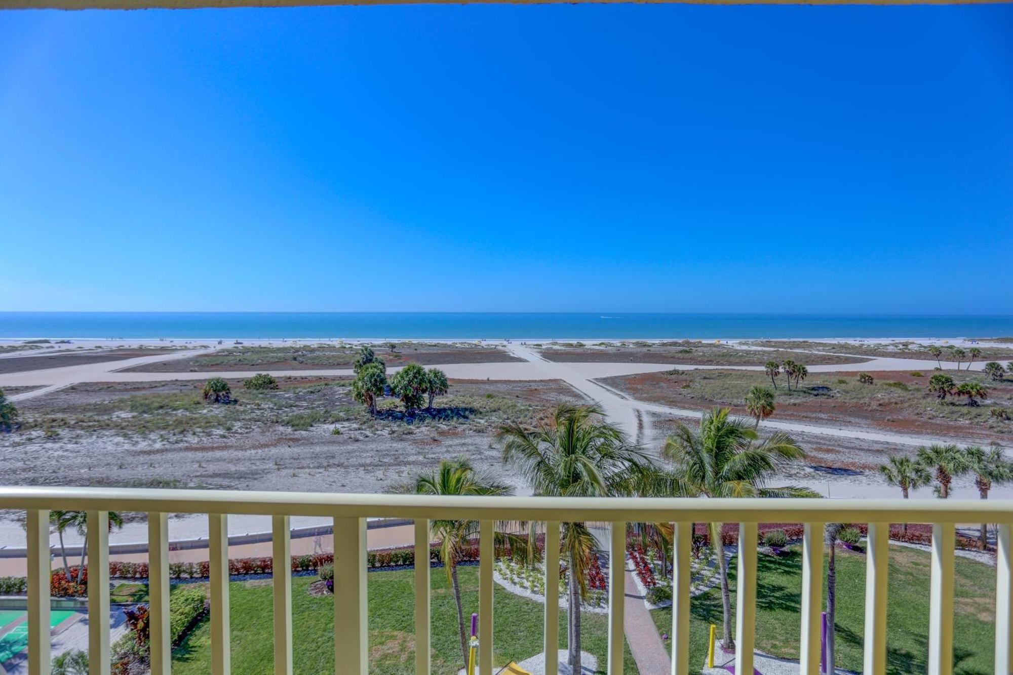 South Beach Condo Hotel By Travel Resort Services, Inc. St. Pete Beach Esterno foto