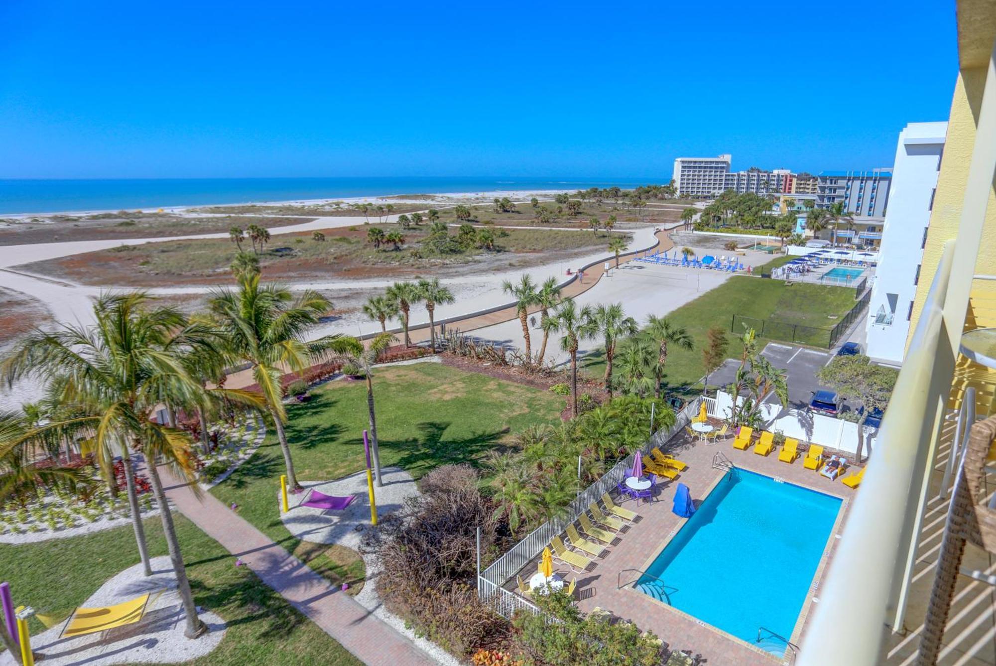 South Beach Condo Hotel By Travel Resort Services, Inc. St. Pete Beach Esterno foto
