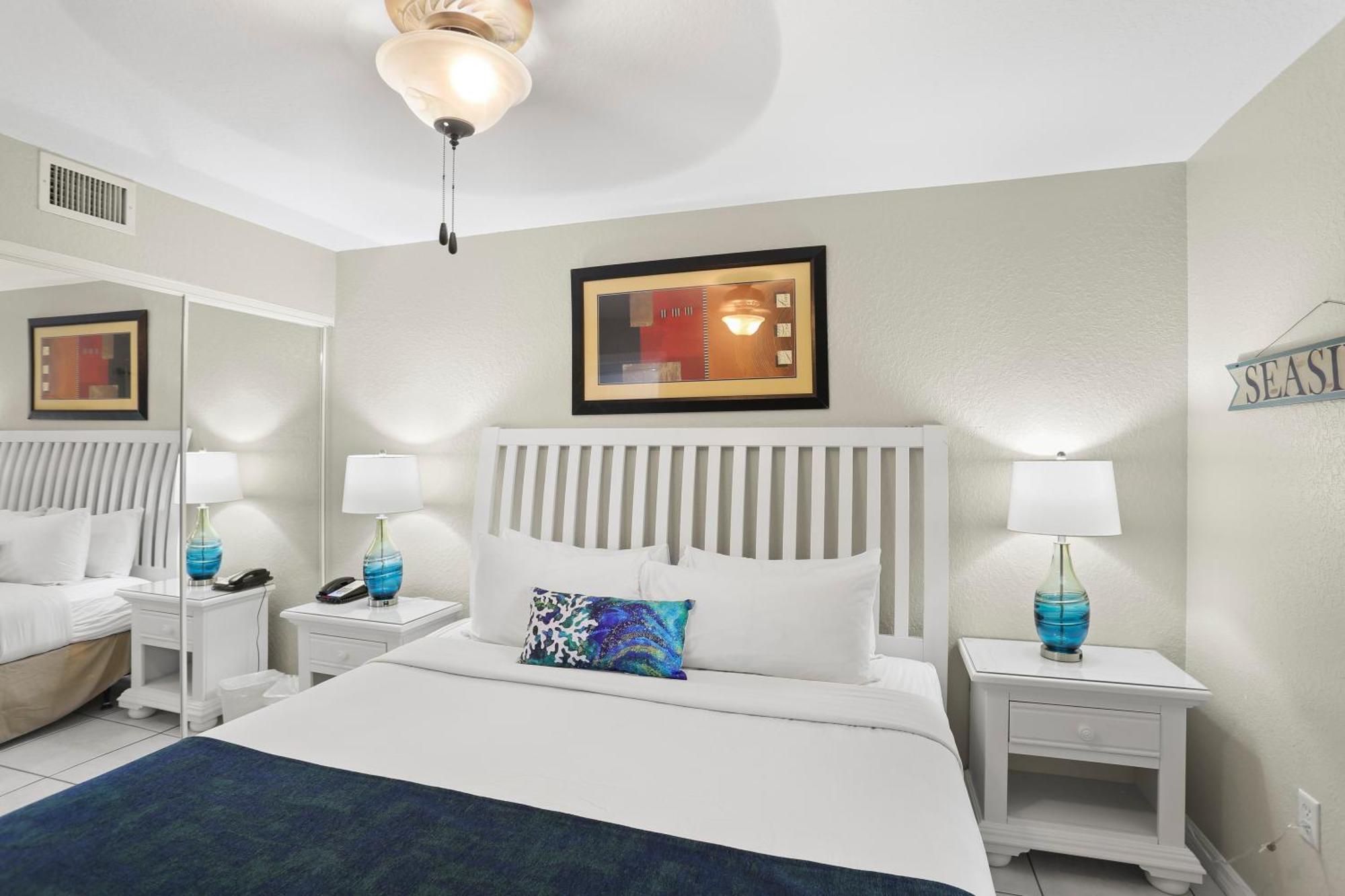South Beach Condo Hotel By Travel Resort Services, Inc. St. Pete Beach Esterno foto