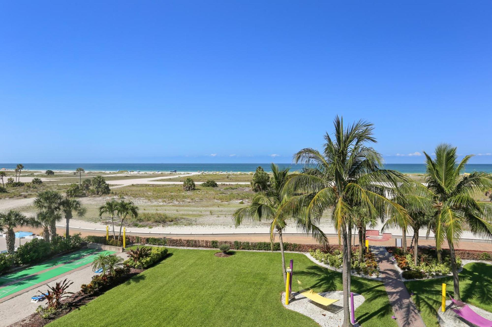 South Beach Condo Hotel By Travel Resort Services, Inc. St. Pete Beach Esterno foto