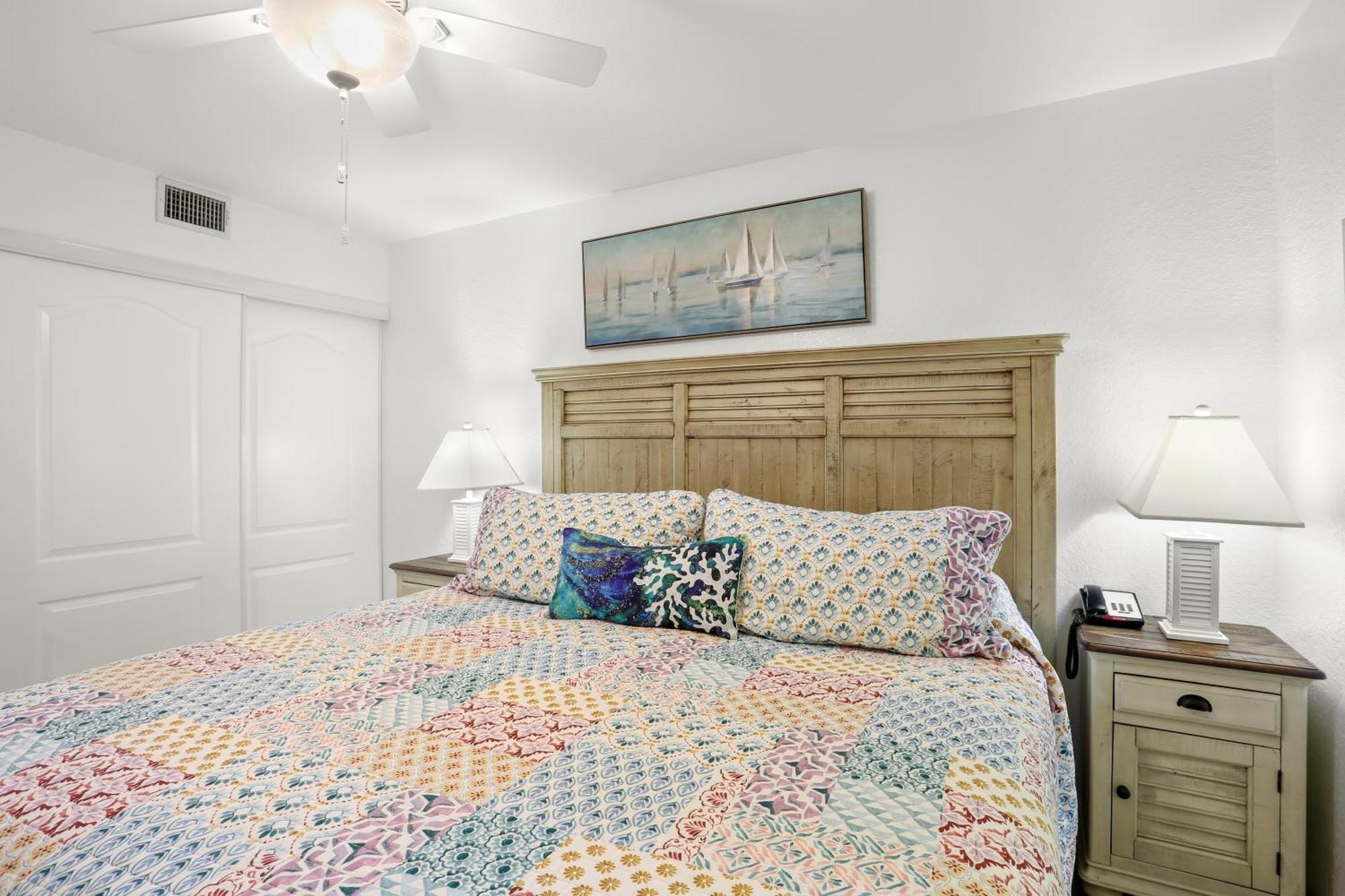 South Beach Condo Hotel By Travel Resort Services, Inc. St. Pete Beach Esterno foto
