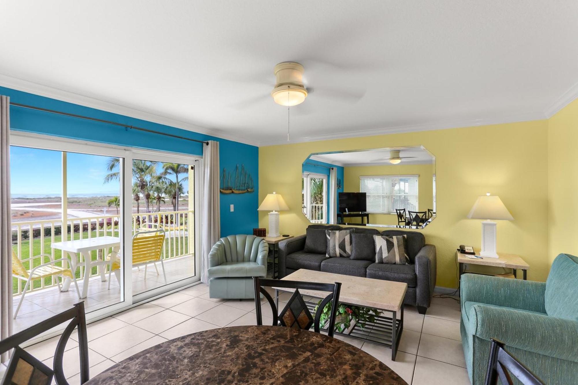 South Beach Condo Hotel By Travel Resort Services, Inc. St. Pete Beach Esterno foto